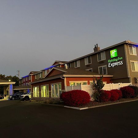 Holiday Inn Express Walla Walla By Ihg Екстериор снимка